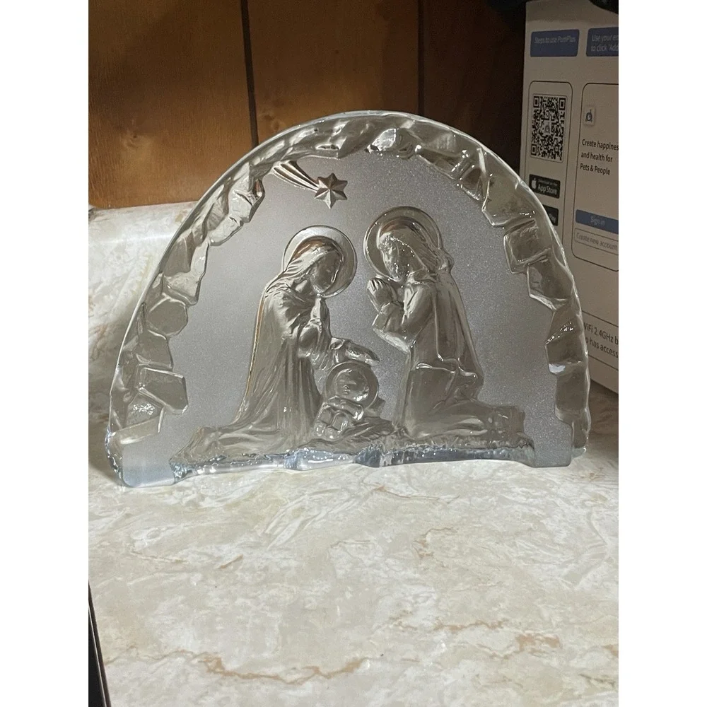 Vintage Zabkowice Clear Crystal Glass Holy Family Nativity Scene 3D Relief‎